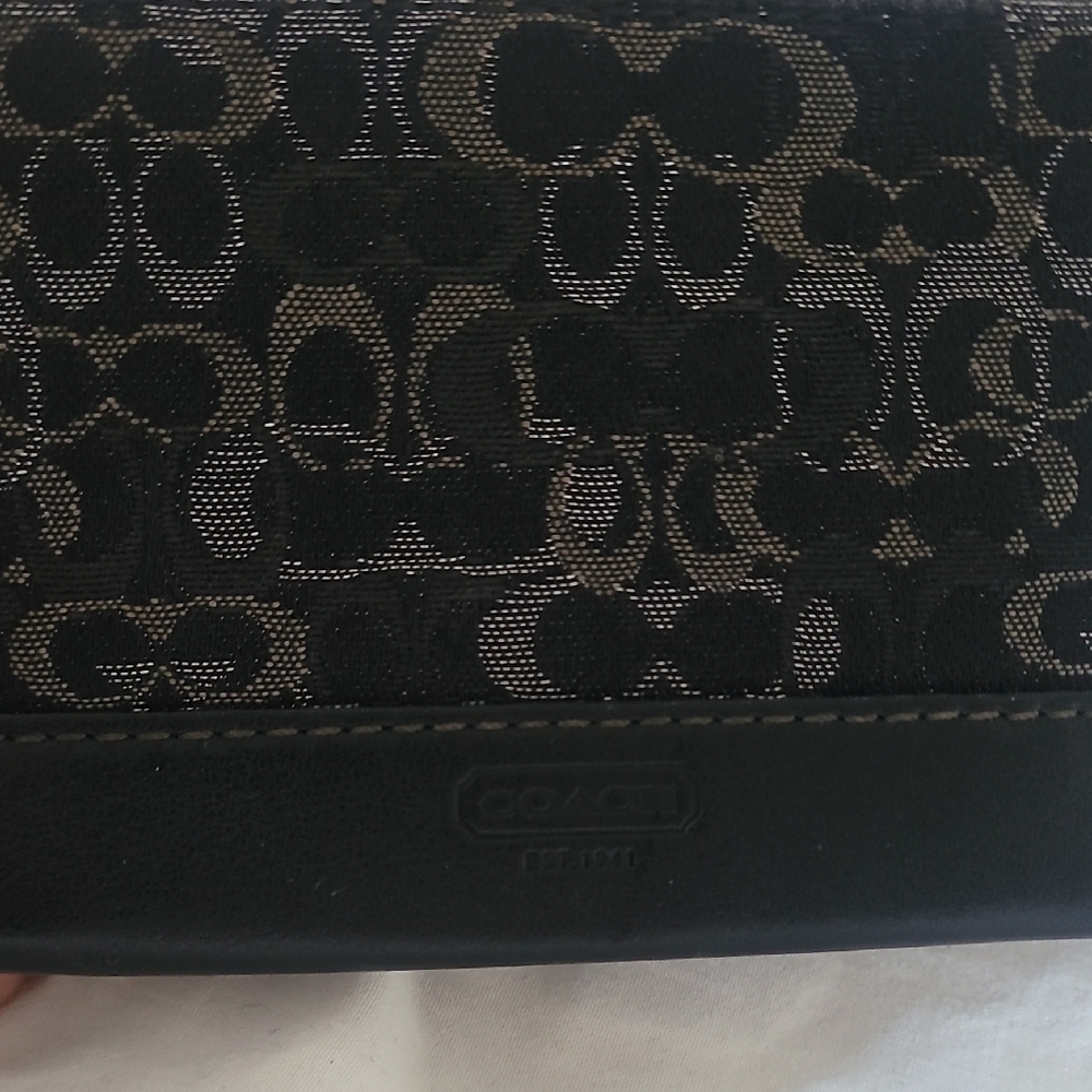 Coach Black Patterned Keychain Wallet - image 2